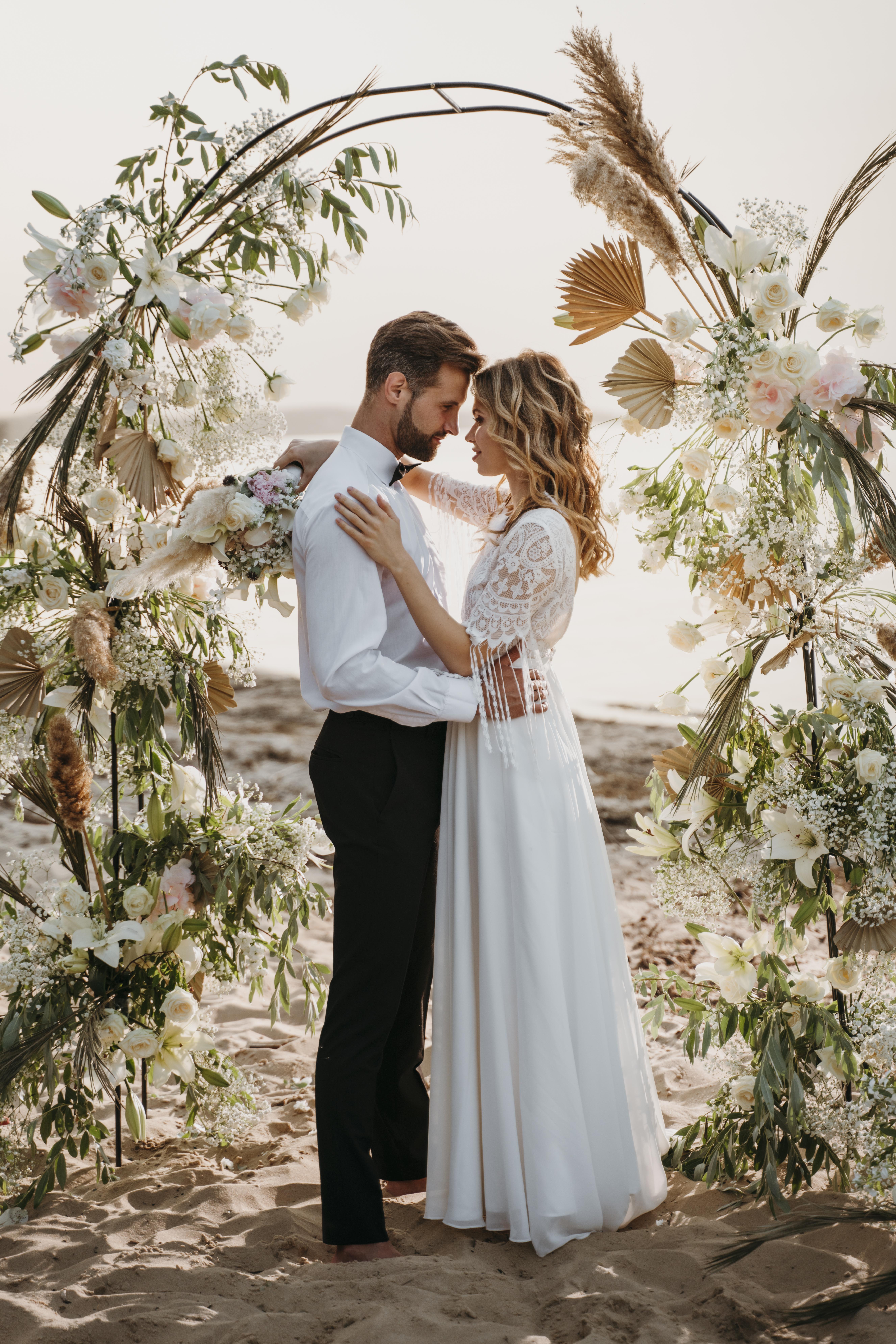 Bride Groom Having Their Wedding Beach